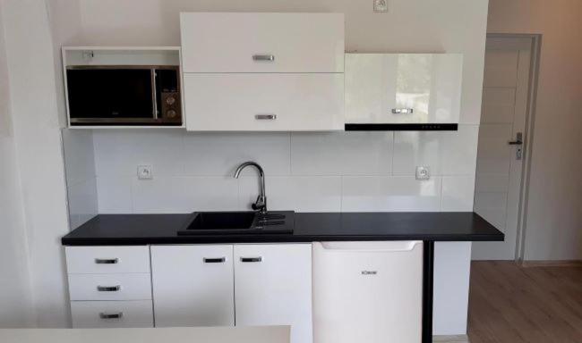 Apartamenty Sloneczne Tarasy Мжежино Экстерьер фото